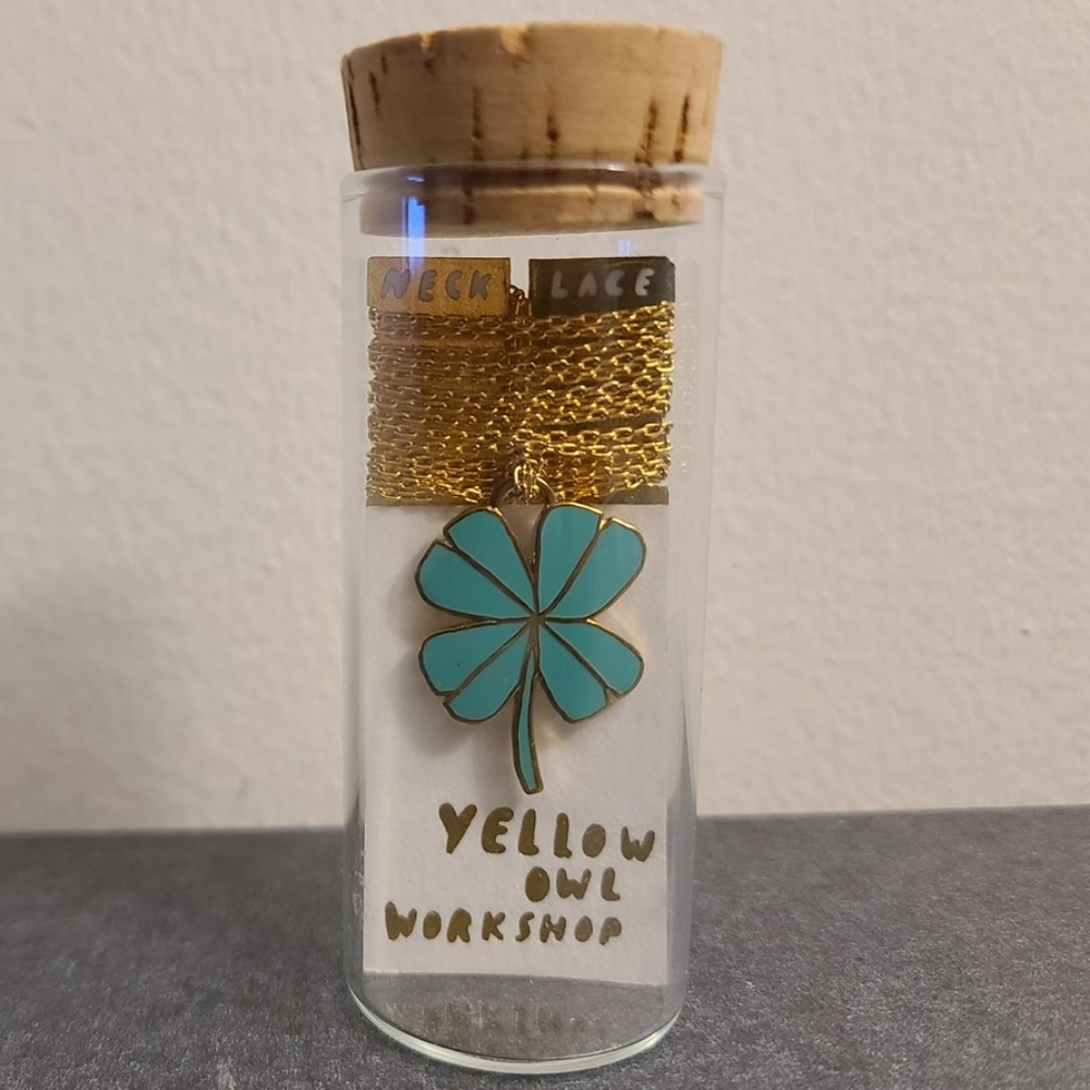 Gold Green Lucky Clover Charm Pendant Necklace
